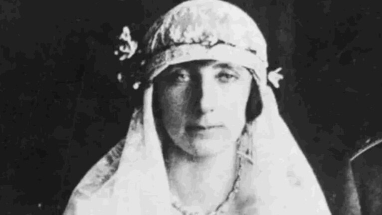Жените до трона.
Княгиня Надежда Българска