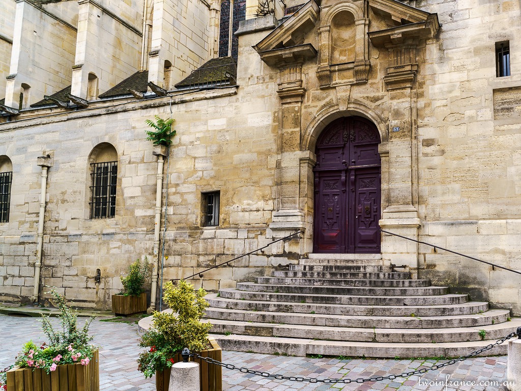 The Steps of Time: Why Saint-Étienne-du-Mont is the True Heart of “American Paris”