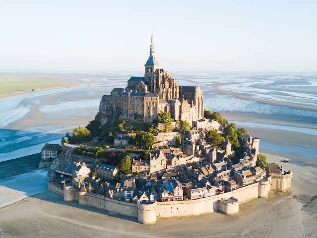 Le Mont Saint-Michel - St-Michel Mount