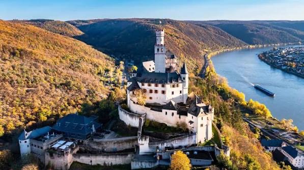 Part 1: Marksburg Castle 
5 Castles You Can See from a Rhine River