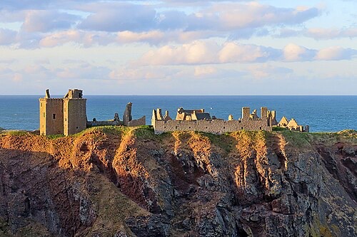 Dunnottar Castle – The Fortress That Saved Scotland’s Crown Jewels